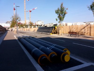 Lyon 7e - Rue Simone de Beauvoir, prolongement dans la ZAC des Girondins avec les nouveaux tuyaux du chauffage urbain