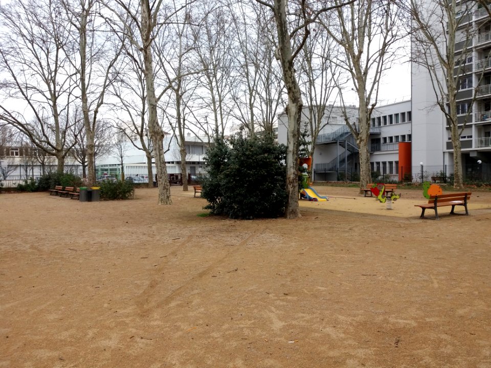 Lyon 7e - Square Monseigneur Alfred Ancel, depuis l'angle sud-ouest