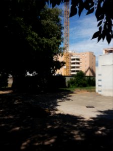 Lyon 8e - Avenue Francis de Pressensé, chantier en face de la rue Louise Michel, depuis le parc