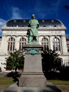 Lyon 7e - Université Lyon 2 - Statue de Claude Bernard