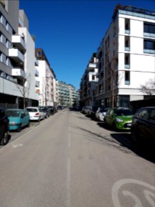Lyon 7e - Rue Simone de Beauvoir, depuis la rue André Bollier