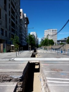 Lyon 7e - Rue Michel Félizat, tranchée pour le chauffage urbain, au départ de la rue des Girondins