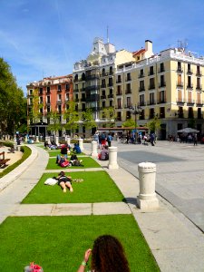 Madrid - Plaza de Oriente, primavera 1 photo