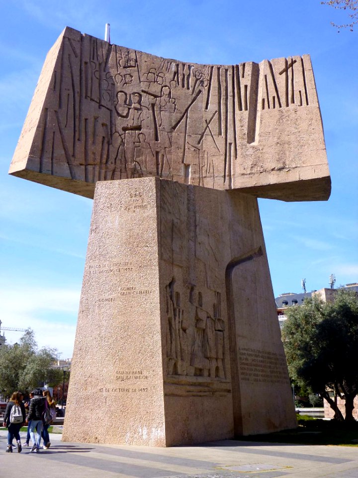 Madrid - Plaza de Colón, Monumento al Descubrimiento de América 1