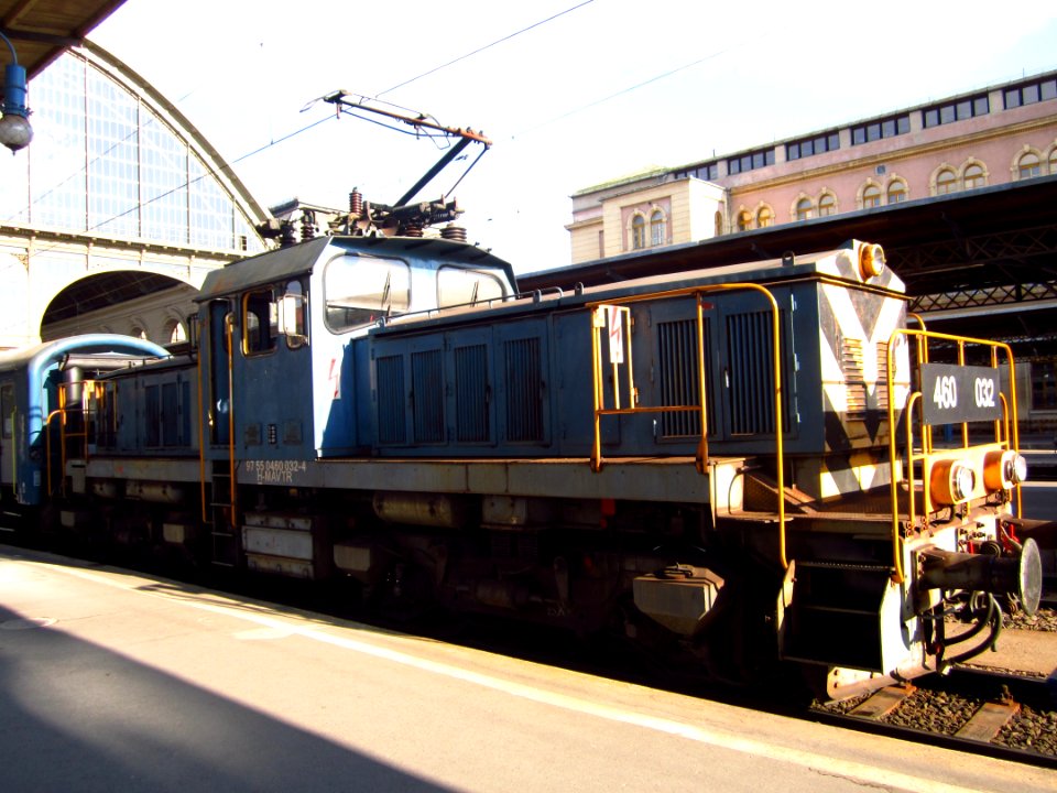 MÁV 460 032-4