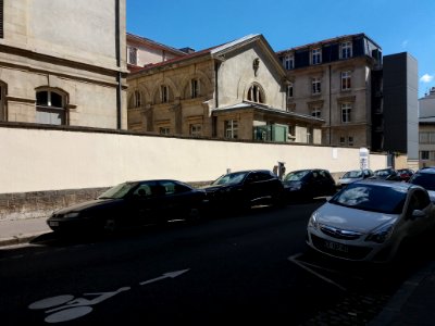 Lyon 7e - Rue Raulin, bâtiment A du centre Berthelot