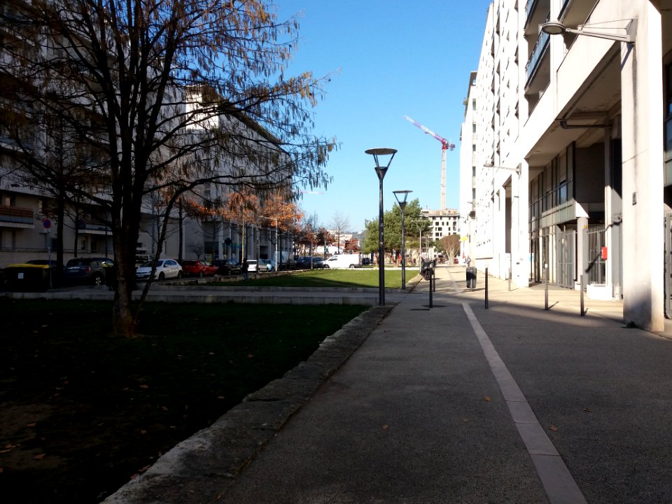 Lyon 7e - Rue Marie-Madeleine Fourcade, direction avenue Jean Jaurès