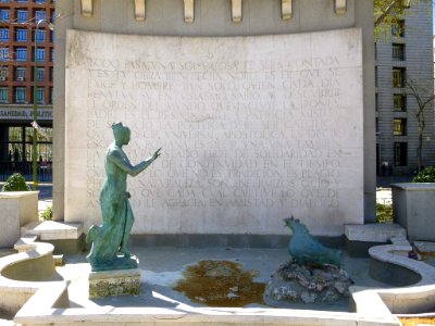 Madrid - Paseo del Prado, Monumento a Eugenio D'Ors 1