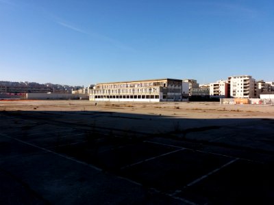 Lyon 7e - Rue Michel Félizat, vue sur le chantier Pré Gaudry, avec au loin l'église Saint-Irénée