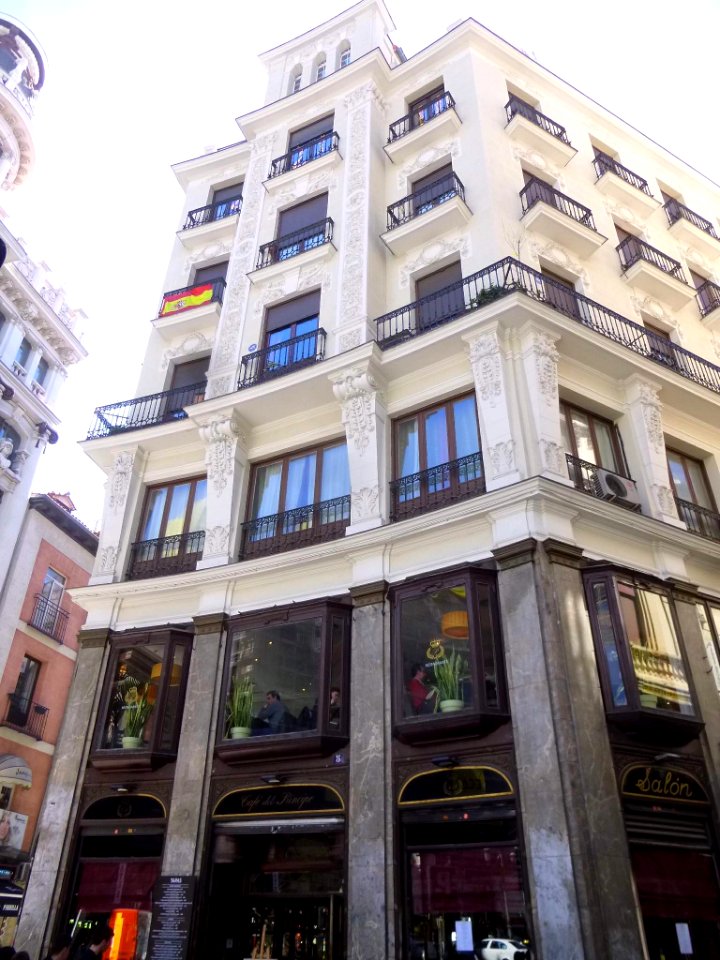Madrid - Plaza de Canalejas, Viviendas para D. Jesús de Murga 1