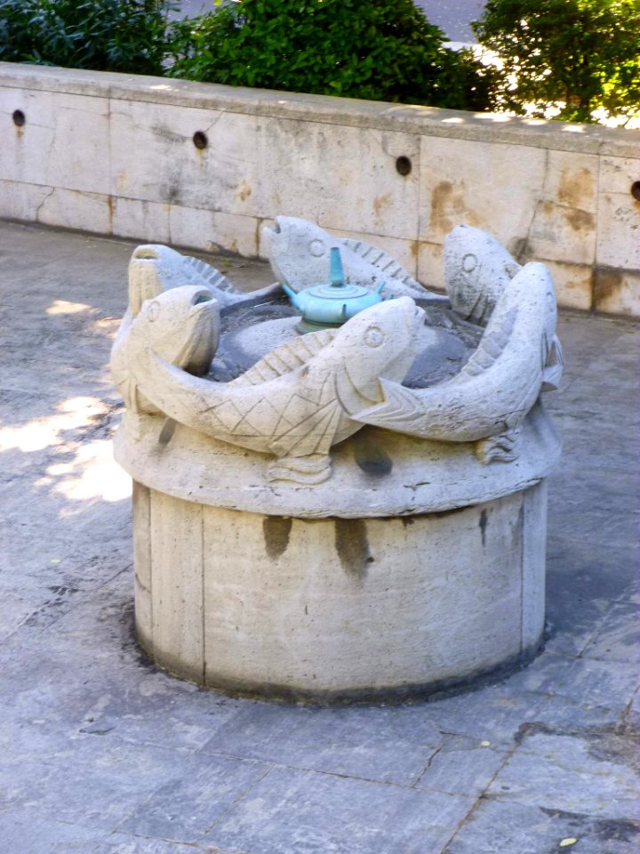 Madrid - Paseo de la Castellana, detalle 2