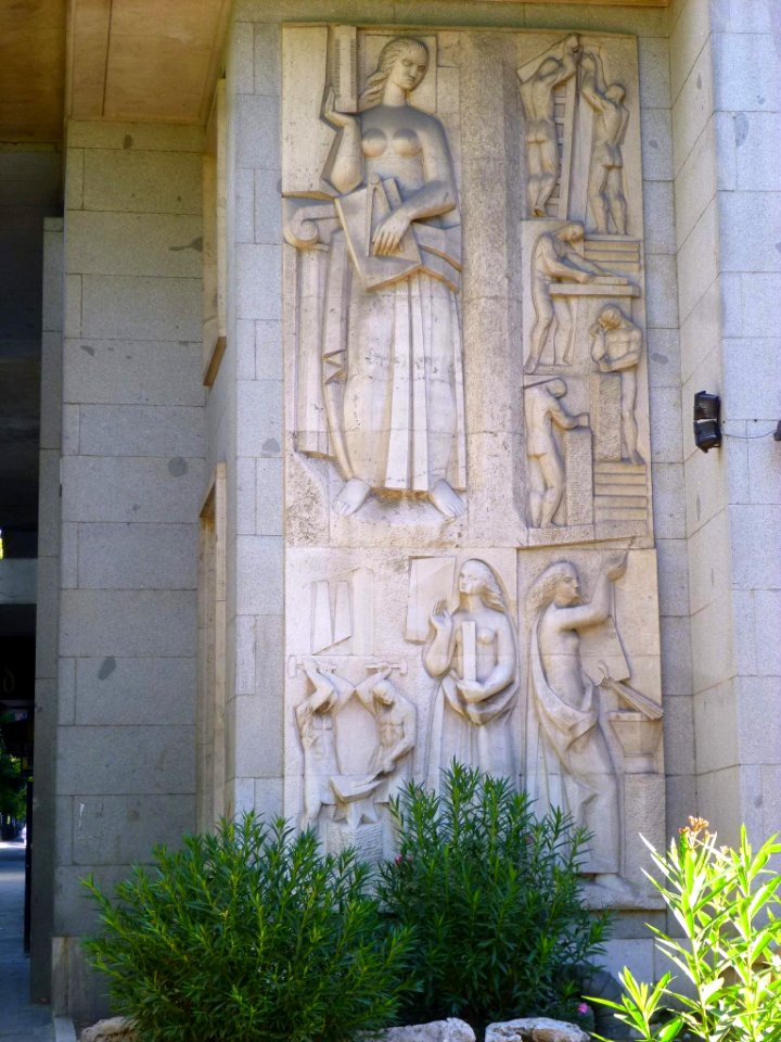 Madrid - Paseo de la Castellana, detalle 1