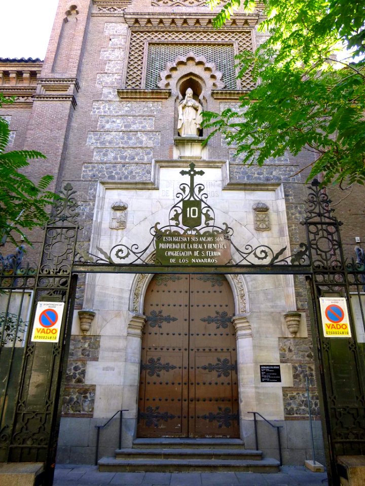 Madrid - Iglesia de San Fermín de los Navarros 02