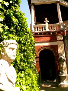 Madrid - Museo-Palacio Cerralbo, patio 08