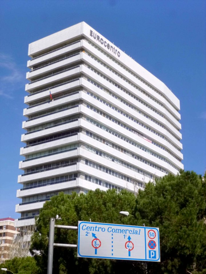 Madrid - Edificio Eurocentro (aloja la Embajada de Venezuela en España) 2
