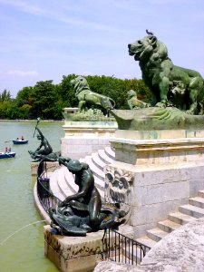 Madrid - Parque del Retiro, Monumento a Alfonso XII 08