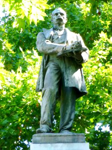 Madrid - Monumento a Claudio Moyano 1