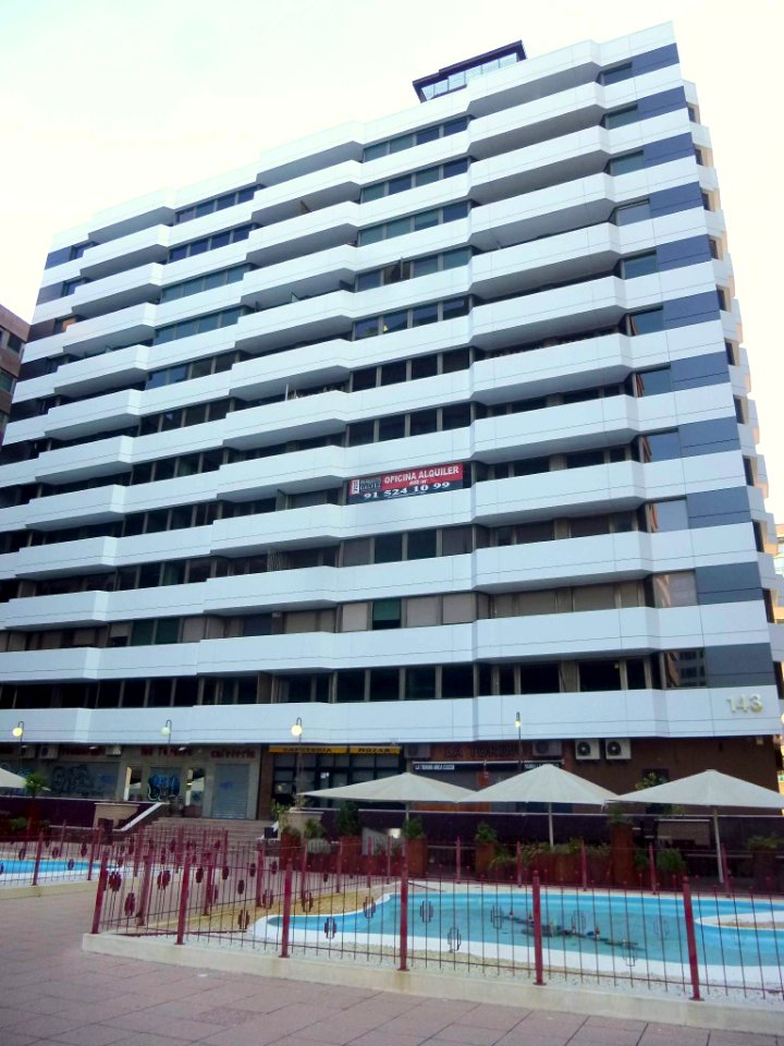 Madrid - Edificio Cuzco I, Paseo de la Castellana 143 (3)