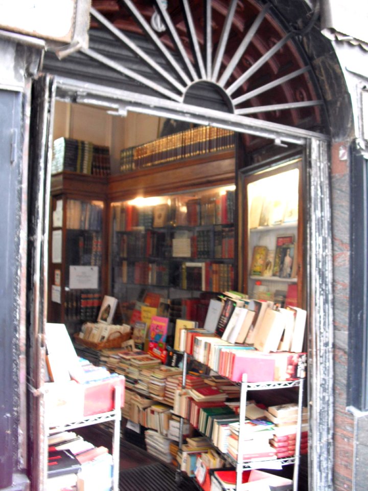 Madrid - Librería Pérez Galdós 2