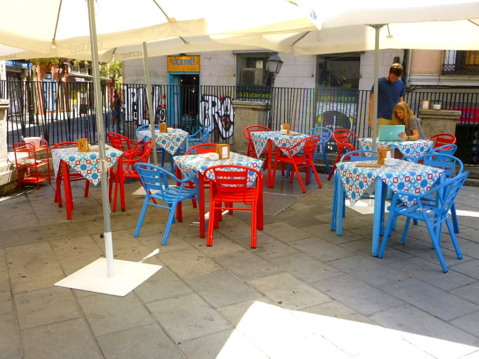 Madrid - Malasaña, Plaza Juan Pujol 8