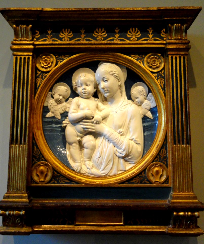 Madonna and Child with Cherubs by Andrea della Robbia - National Gallery of Art, Washington - DSC08612