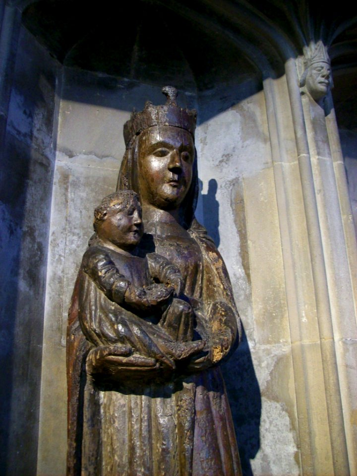 Madonna and child- Salisbury Cathedral