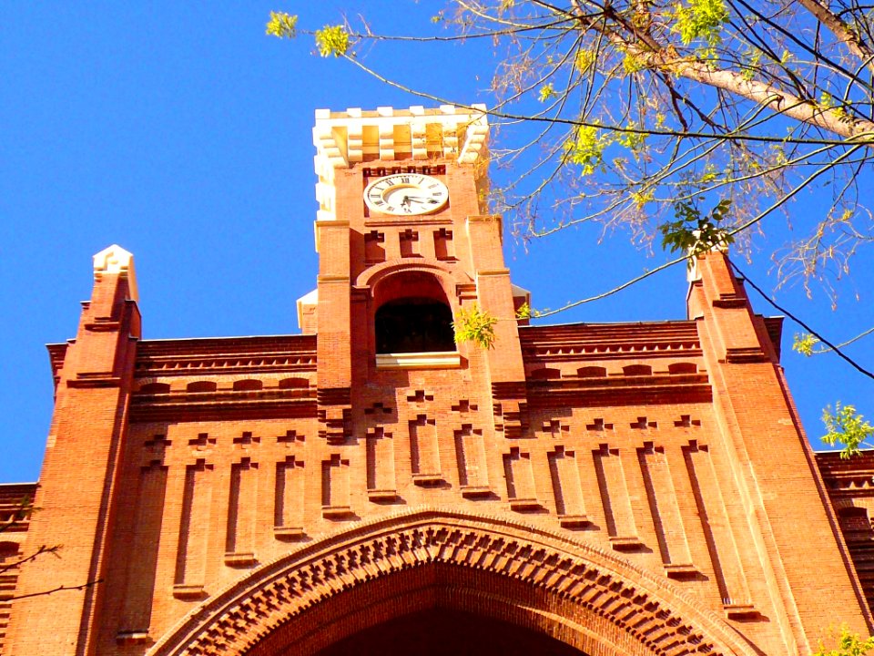 Madrid - Iglesia de la Inmaculada y San Pedro Claver (Colegio de Areneros, Universidad Pontificia de Comillas) 4