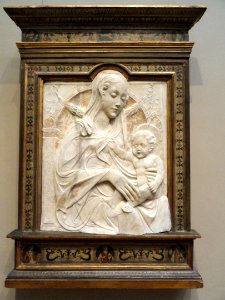 Madonna and Child, style of Agostino di Duccio, 1460s or later, marble - National Gallery of Art, Washington - DSC08887 photo