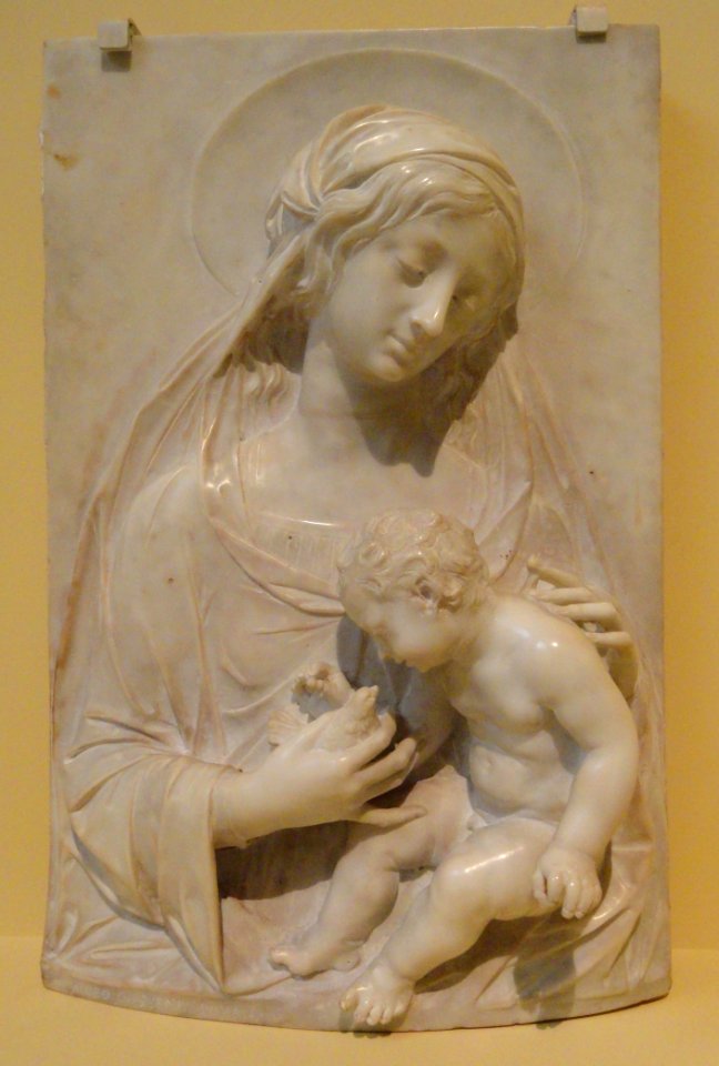 Madonna and Child by Alceo Dosseno, Italy, 1930, marble - San Diego Museum of Art - DSC06709