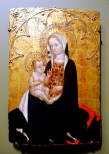 Madonna and Child, attributed to Michelino da Besozzo, Milan, c. 1428-1429, tempera and gold leaf on wood panel - Blanton Museum of Art - Austin, Texas - DSC07697