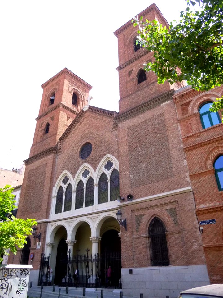 Madrid - Iglesia de la Virgen de la Paloma y San Pedro el Real 13