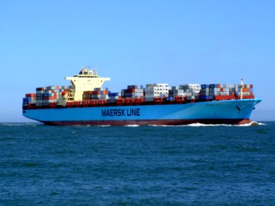 Maersk Sofia p06 approaching Port of Rotterdam, Holland 04-Aug-2007