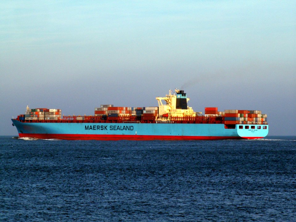 Maersk Safmarine Himalaya p2, leaving Port of Rotterdam, Holland 14-Jan-2006