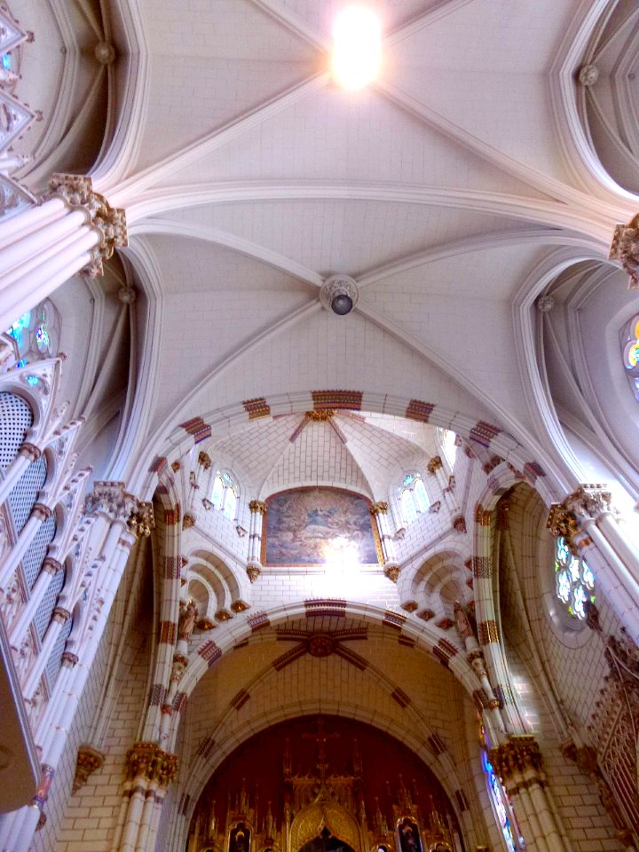 Madrid - Iglesia del Primer Convento de la Visitación (Salesas Reales) 13