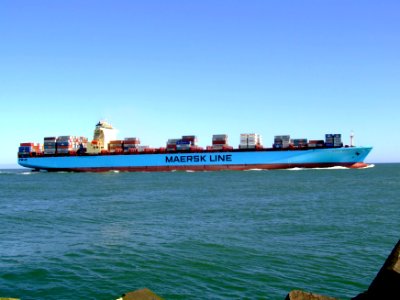 Maersk Sofia p01 approaching Port of Rotterdam, Holland 04-Aug-2007