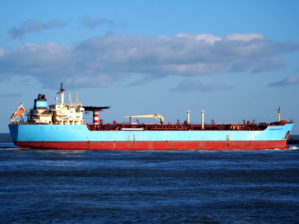 Maersk Rosyth (ship, 2003) IMO 9236987 arriving at Prot of Rotterdam pic1