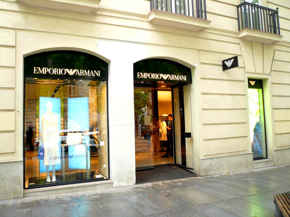 Madrid - Emporio Armani (Serrano 44) 1