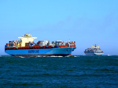 Maersk Sofia p02 approaching Port of Rotterdam, Holland 04-Aug-2007