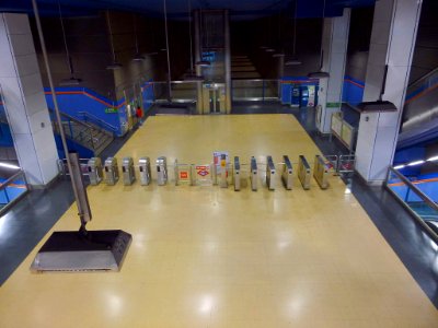 Madrid - Estación de Metro de Avenida de la Ilustración 2
