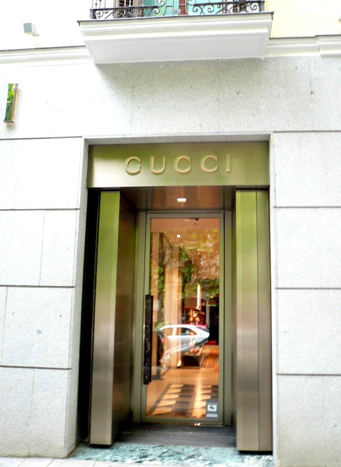 Madrid - Tienda de Gucci en Serrano 49 (2)