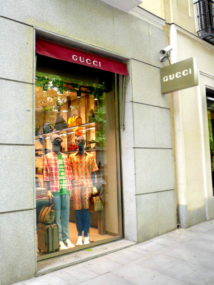 Madrid - Tienda de Gucci en Serrano 49 (1)