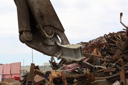 Wrecker industry metals