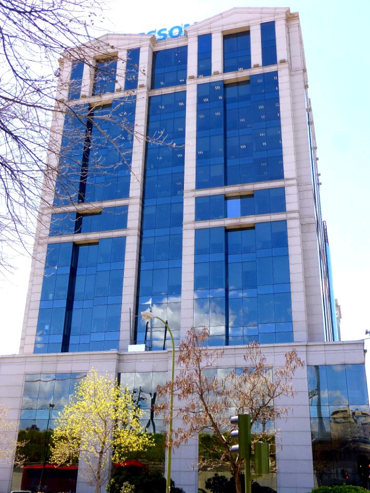 Madrid - Torre Suecia o Edificio Retama 1 (sede de Ericsson España) 2