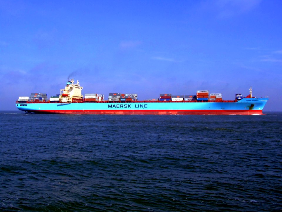 Maersk Greenock pA approaching Port of Rotterdam, Holland 08-Apr-2007
