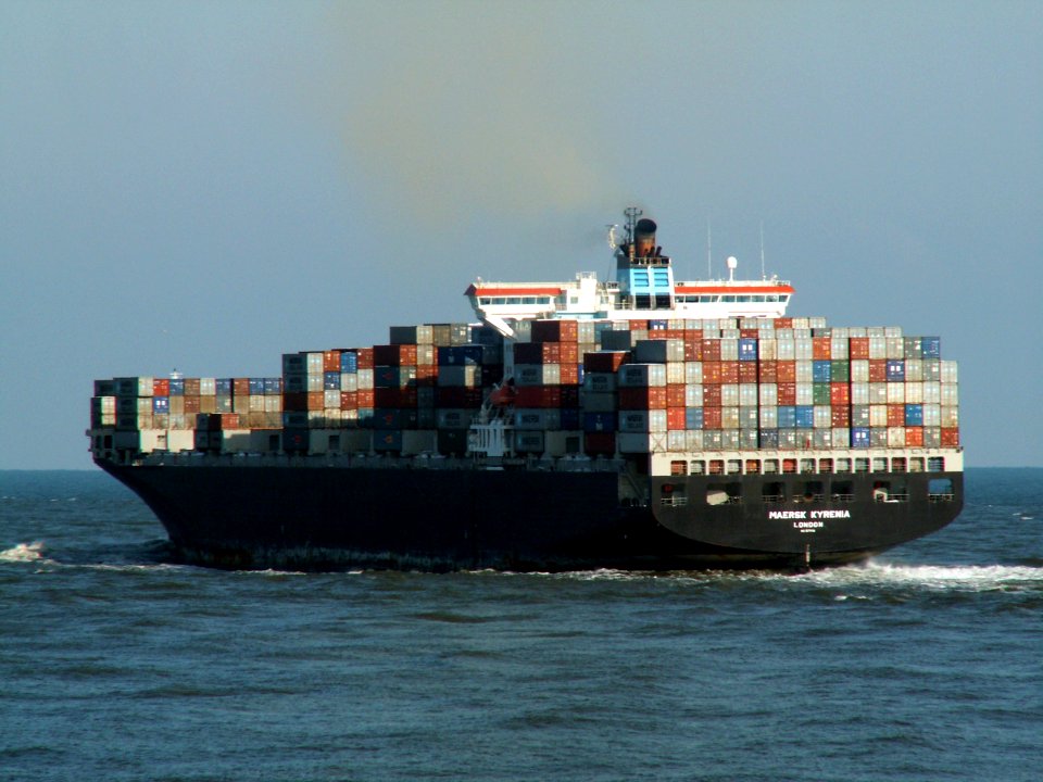 Maersk Kyrenia p3, leaving Port of Rotterdam, Holland 12-Mar-2006