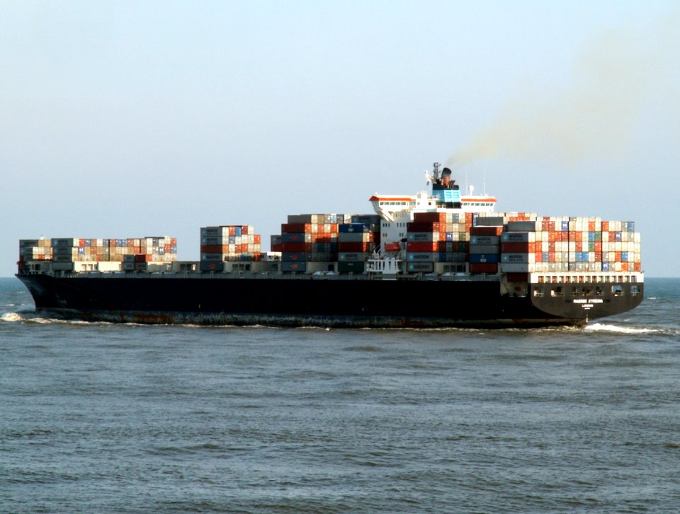 Maersk Kyrenia p2, leaving Port of Rotterdam, Holland 12-Mar-2006