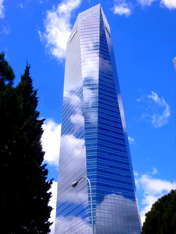Madrid - CTBA, Torre de Cristal 17