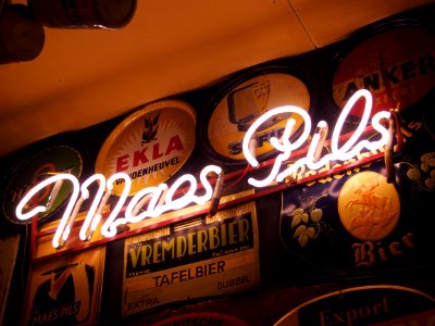 Maes Pils lichtreclame