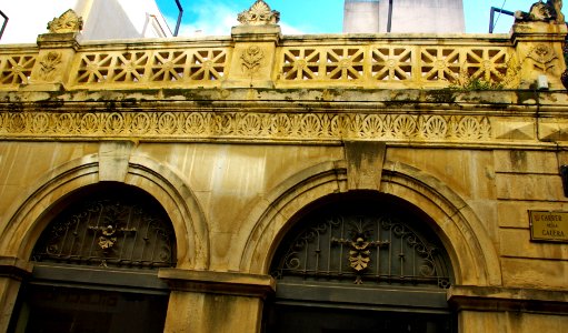 Magatzem a la plaça de les Basses, detall
