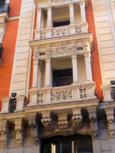 Madrid - Colegio Oficial de Aparejadores y Arquitectos Técnicos de Madrid (Maestro Victoria 3) 8